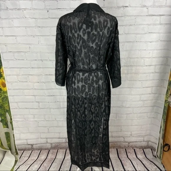 EXPRESS Black Burn Out Leopard Kimono One Size - Picture 8 of 16